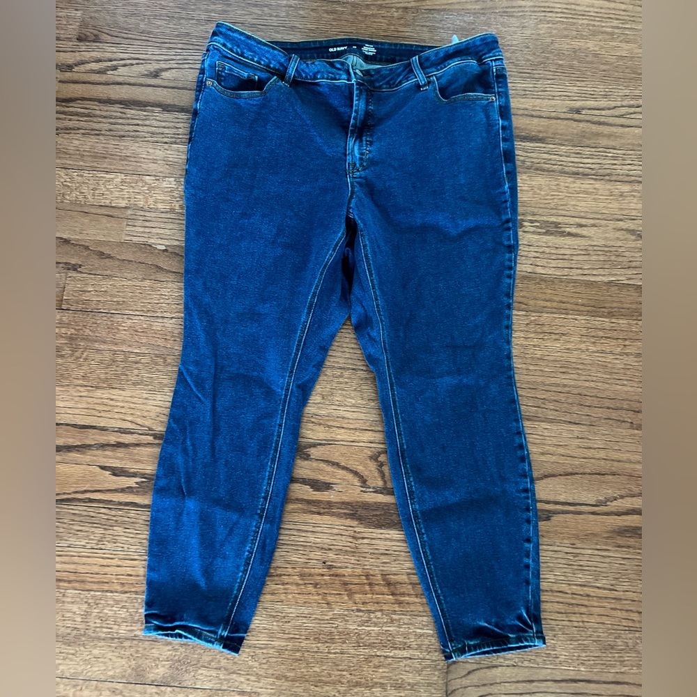 NWOT Old Navy Women's Classic Skinny Jeans